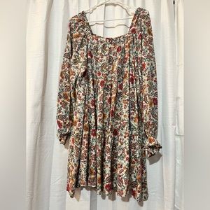 🎄 Paisley Floral Dress